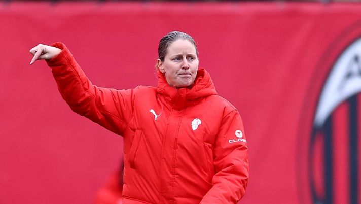 Suzanne Bakker (allenatrice Milan Femminile) | Milan Femminile News (foto Getty Images) Serie A Women, domani Milan-Fiorentina: ecco la preview del match