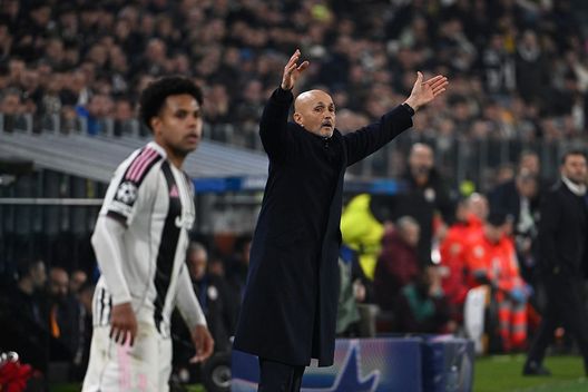 Juventus, Spalletti (Photo by Stefano Guidi/Getty Images) Juventus-Galatasaray 3-2: impresa solo sfiorata, i numeri non premiano Spalletti- immagine 4