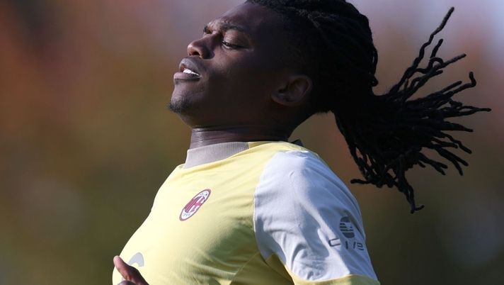 Rafael Leao (attaccante AC Milan), qui durante una seduta di allenamento con i rossoneri a Milanello | Milan News (Getty Images) Leao di nuovo al centro del Milan: le parole di Allegri sono significative. Con la Fiorentina ...