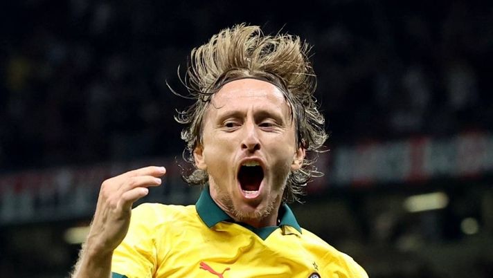 Romano: 'Modric ha scelto il Milan con amore. Anche se qualcuno ...'