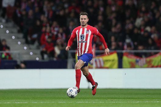 Saúl Ñíguez dell'Atletico Madrid controlla il pallone durante la partita di UEFA Champions League tra Atletico Madrid e SS Lazio allo stadio Civitas Metropolitano il 13 dicembre 2023 a Madrid, Spagna. (Foto di Gonzalo Arroyo Moreno/Getty Images Saul