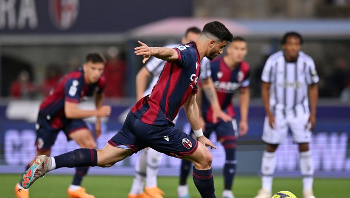 Mercato – Tutti pazzi per Orsolini: la Juve ci pensa per il dopo Di Maria, ma occhio alle altre - immagine 1