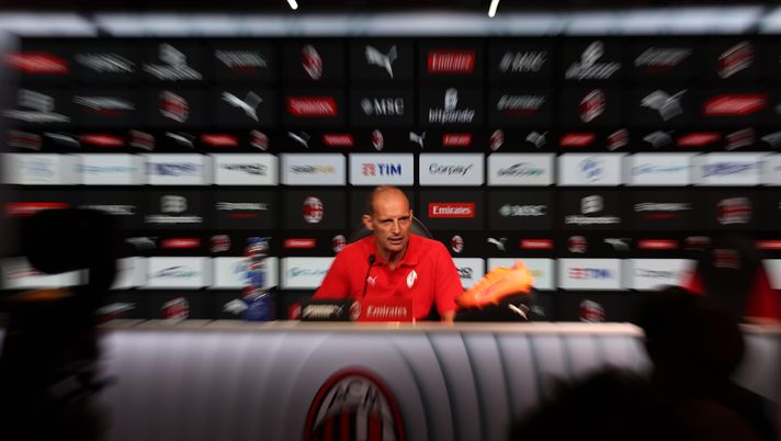 CAIRATE, ITALY - OCTOBER 04: Head coach AC Milan Massimiliano Allegri speaks with the media during press conference at Milanello on October 04, 2025 in Cairate, Italy. (Photo by Claudio Villa/AC Milan via Getty Images)  massimiliano-allegri-conferenza-stampa-milan-pisa-diretta-tv-live-news-dichiarazioni-foto-frasi-parole-dichiarazioni