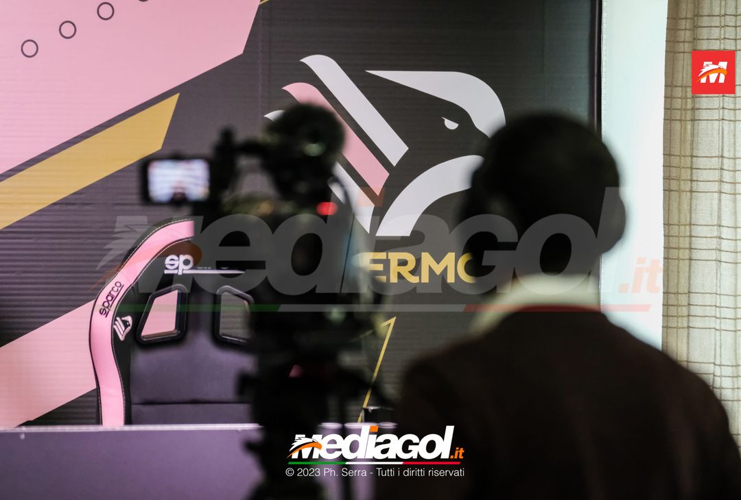 FOTO PALERMO, verso il Como: la conferenza stampa di mister Corini (GALLERY) - immagine 17