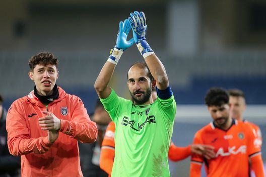 Fenerbahce-Basaksehir, da Skrtel a Under, da Topal a Kahveci: quanti doppi ex!- immagine 7