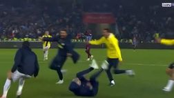 VIDEO / Amrabat segna al 102esimo per il Fenerbahce: Mourinho rotola in campo