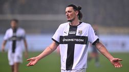 Parma, trauma distorsivo al ginocchio destro per Djuirc: out contro la Roma