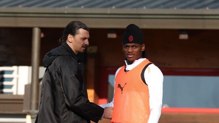 Ibrahimovic: 'Leao è uno dei giocatori più forti al mondo. Ha vinto uno Scudetto da fenomeno'