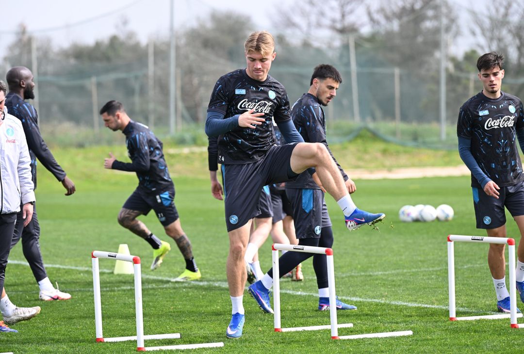 Le immagini dell'allenamento degli azzurri a Castel Volturno