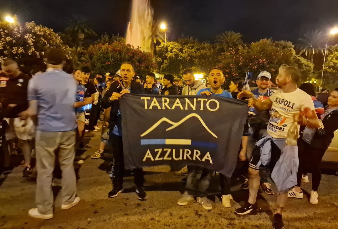 GALLERY Taranto azzurra, le foto della festa scudetto per il Napoli - immagine 3