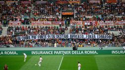 FOTO – I bei messaggi dei tifosi della Roma per Bove, in curva e in tribuna