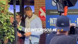 VIDEO FCIN1908 / Film scudetto Inter, l’arrivo di Acerbi alla proiezione