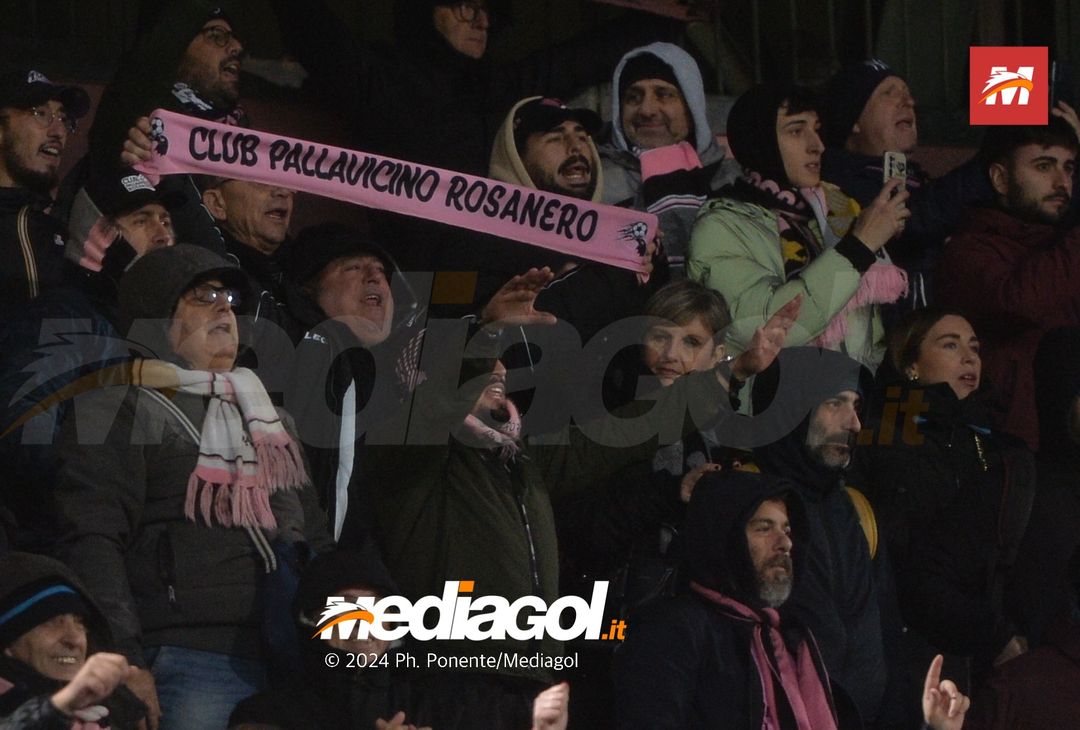 FOTOTIFO Palermo-Modena 4-2, gli scatti ai tifosi al “Renzo Barbera” (GALLERY) - immagine 70