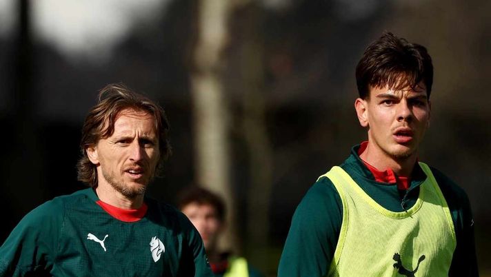 Allegri cambia piano tattico: ecco come potrebbe giocare il Milan con Modric e Jashari contro il Como