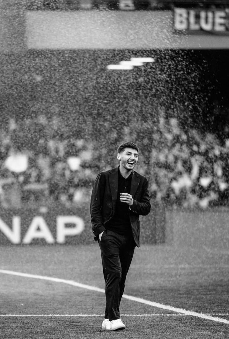 Il Napoli ha pubblicato sui suoi profili social una serie di scatti che ritraggono gli azzurri in alcuni momenti salienti del big match contro l'Inter.