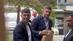 VIDEO – Milan, Pulisic arriva in clinica per le visite mediche | PM News