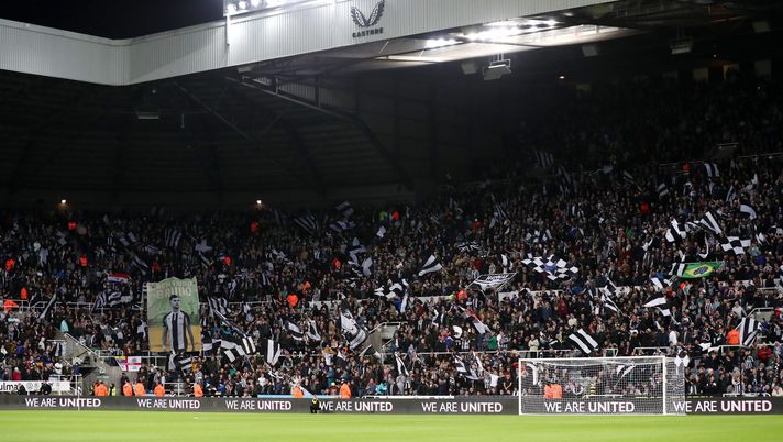 NEWCASTLE LA MAGLIA CONTESA