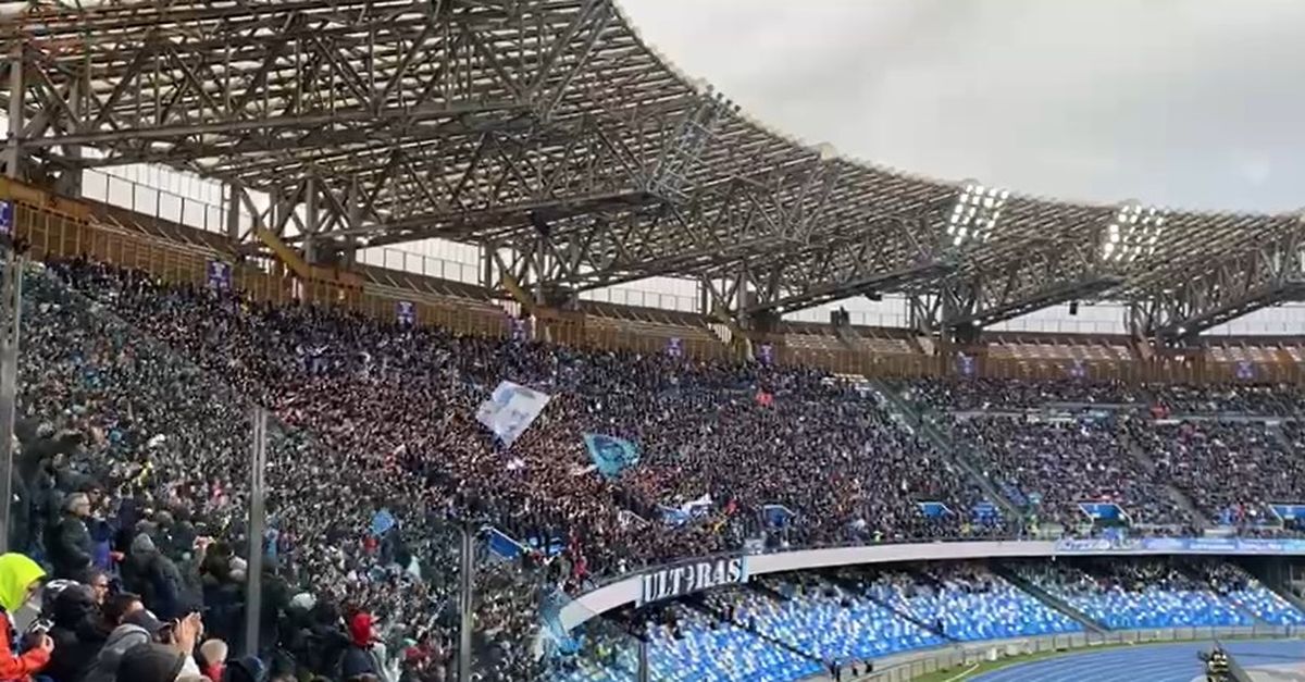 FOTO "Ultras No Business": Lo Striscione Polemico Della Curva B Durante ...