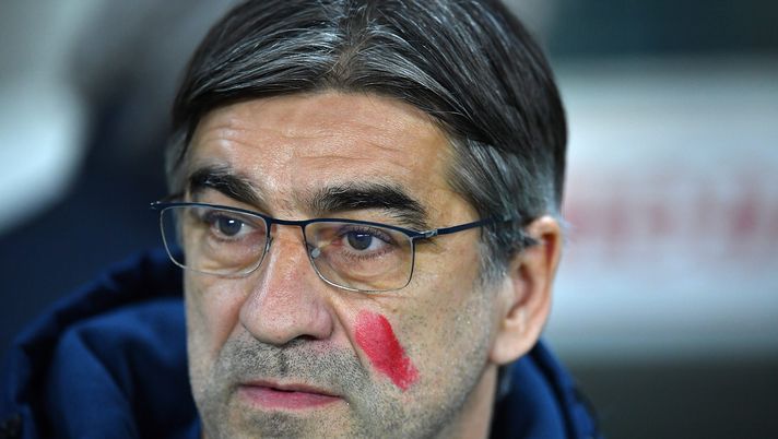 TURIN, ITALY - FEBRUARY 20: Torino FC head coach Ivan Juric looks on during the Serie A match between Torino FC and US Cremonese at Stadio Olimpico di Torino on February 20, 2023 in Turin, . (Photo by Valerio Pennicino/Getty Images) Torino-Cremonese 2-2, Juric: “Abbiamo perso giocatori di forza e questo lo paghi”- immagine 2
