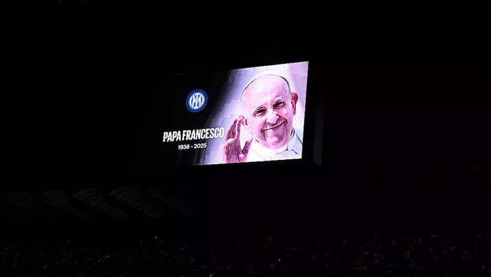 Inter-Milan, a San Siro commozione per l’omaggio del club nerazzurro al Papa - immagine 1