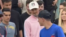 Elmas torna a Napoli: dà il calcio d’inizio a un torneo scolastico