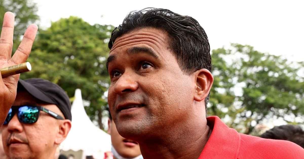 Serginho: “Maldini mi ha salvato la carriera. Finale col Liverpool? Ecco cosa dissi ad Ancelotti” Serginho: “Maldini mi ha salvato la carriera. Finale col Liverpool? Ecco cosa dissi ad Ancelotti”