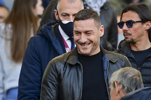 Getty Totti: “Mondiale per Club? Vorrei giocarlo, la verità è questa”. E scherza con Diletta Leotta- immagine 3