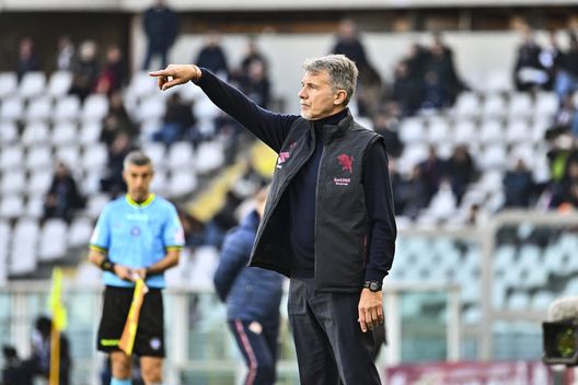 TURIN, ITALY - DECEMBER 13: Marco Baroni Head Coach of Torino FC during the Serie A match between Torino FC and US Cremonese at Stadio Olimpico di Torino on December 13, 2025 in Turin, Italy. (Photo by Diego Puletto/Getty Images)