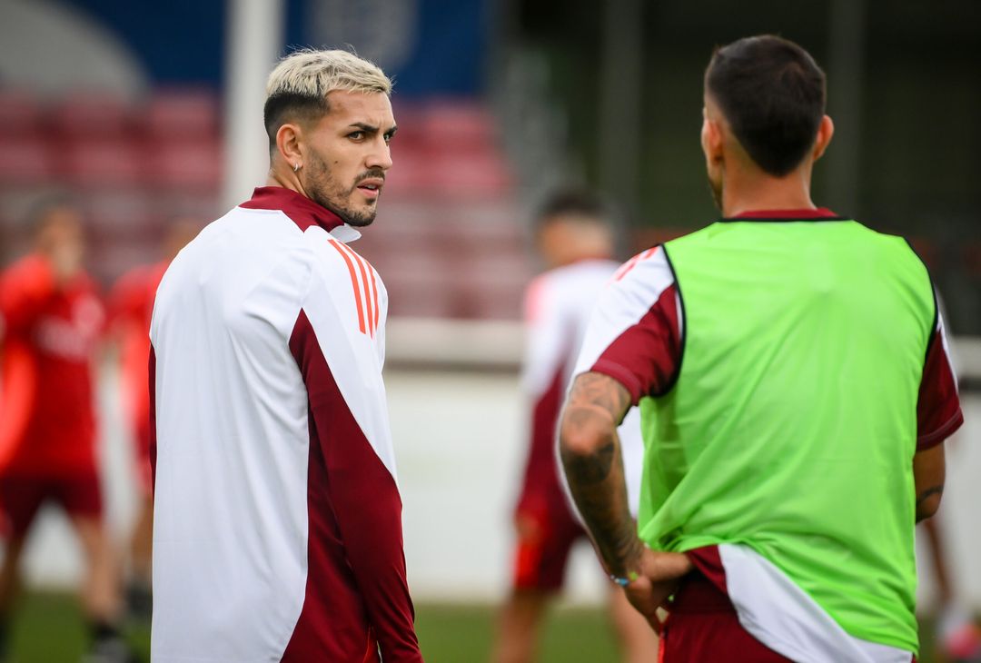 Ritiro Roma, primo allenamento in Inghilterra: c’è Paredes – FOTO GALLERY - immagine 23