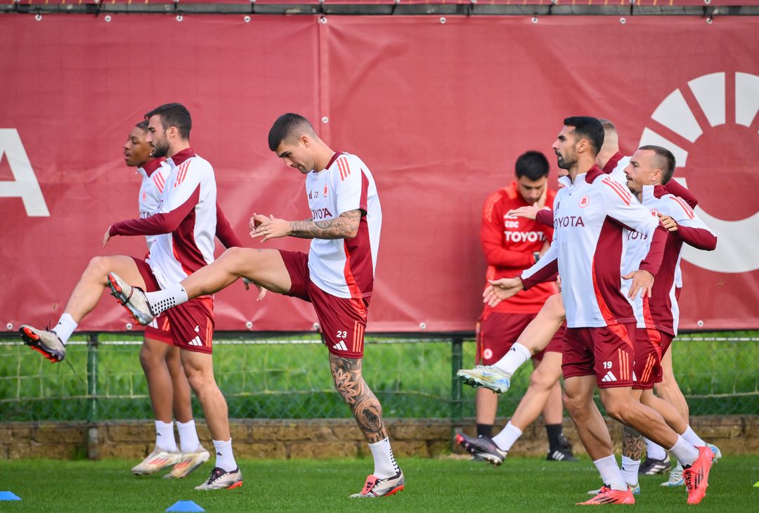 Trigoria, la rifinitura in vista della gara contro il Bologna – FOTO GALLERY - immagine 19