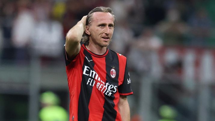 Luka Modric, centrocampista AC Milan, potrebbe non rinnovare il contratto in scadenza con i rossoneri il 30 giugno | Calciomercato Milan News (Credits foto: Getty Images) Luka Modric, centrocampista AC Milan, potrebbe non rinnovare il contratto in scadenza con i rossoneri il 30 giugno