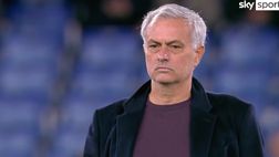 VIDEO / Roma, Mourinho in campo a seguire l’allenamento