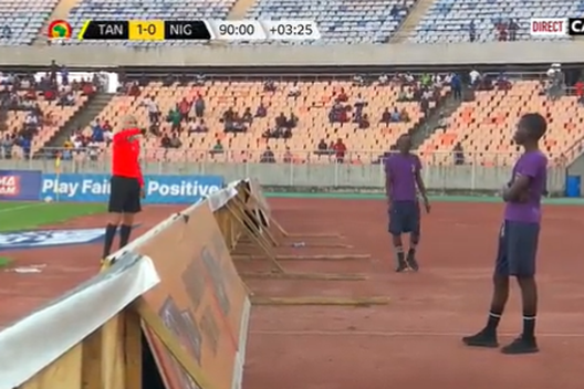 Incredibile in Tanzania-Niger, espulsi tre raccattapalle nel finale di gara: cosa è successo Incredibile in Tanzania-Niger, espulsi tre raccattapalle nel finale di gara: cosa è successo - immagine 1