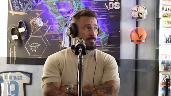 Floro Flores: “Al Napoli dissi subito sì! Il mio addio? Dovevano solo cacciarmi” Floro Flores: “Al Napoli dissi subito sì! Il mio addio? Dovevano solo cacciarmi” - immagine 1