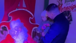 Politano tenero papà, porta la piccola Giselle da Babbo Natale dopo Udinese-Napoli