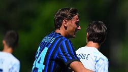 Inter, ecco il consiglio da leader di Acerbi a Pio Esposito durante l’amichevole di oggi