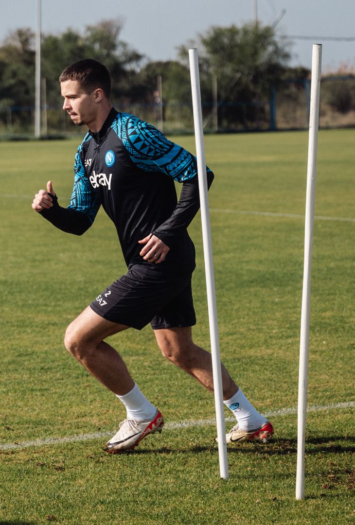 Primo allenamento per Leander Dendoncker in azzurro a Castel Volturno