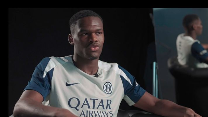 Bonny: “Pio Esposito è un mostro, Inter bella famiglia. Bastoni? Quando ero a Parma lui…” Bonny: “Pio Esposito è un mostro, Inter bella famiglia. Bastoni? Quando ero a Parma lui…” - immagine 1