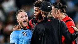 Il derby di Sydney inizia al mercato: sulle bancarelle la sfida fra blu e rossi!