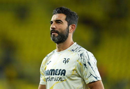 VILLARREAL, SPAGNA - SETTEMBRE 30: Raul Albiol nel 2024. (Foto di Aitor Alcalde/Getty Images) Raúl Albiol e l’incidente drammatico: “Sbalzato dall’auto, ricordo solo il vuoto”- immagine 3