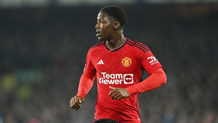 Mainoo come Rooney: subito in gol da titolare in Europa con il Manchester United - immagine 1