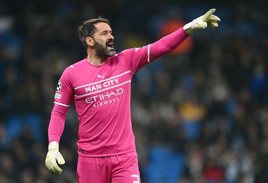 (Photo by Shaun Botterill/Getty Images) Gundogan e la vigilia della Finale: “Scott Carson aveva ragione, a Istanbul lui vince sempre…”- immagine 3