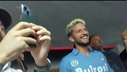 Dalla maglia di Maradona alla ‘fuga’ direzione Napoli: la grandezza di Mertens