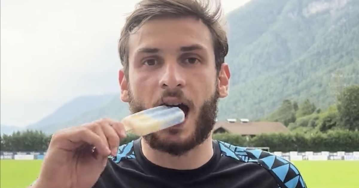 VIDEO I Calciatori Del Napoli E Lo Steccolecco: Come Si Dice Gelato ...