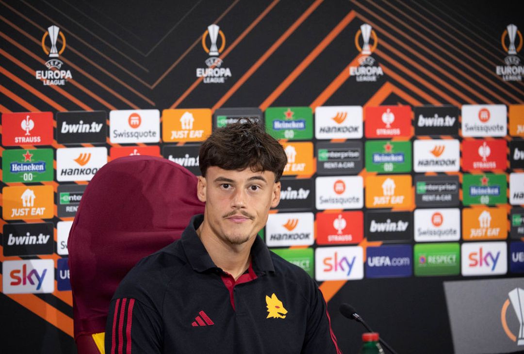 La conferenza stampa di Mourinho e Svilar pre Slavia Praga – FOTO GALLERY - immagine 14