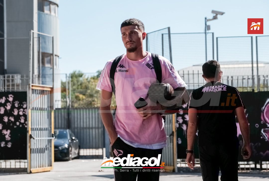FOTO Ternana-Palermo, i rosanero in partenza dallo stadio “Renzo Barbera” (Gallery) - immagine 7