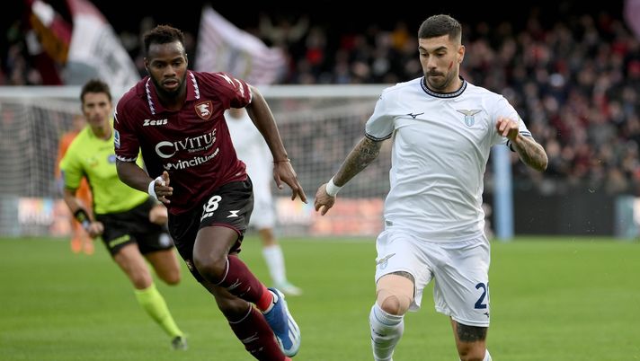 Lazio, infortunio muscolare per Zaccagni: lascia il campo dolorante - immagine 1