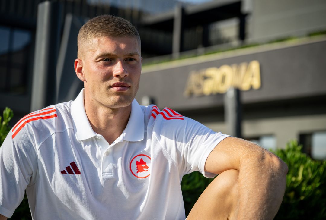 Roma, le prime immagini di Dovbyk con la maglia giallorossa – FOTO GALLERY - immagine 4