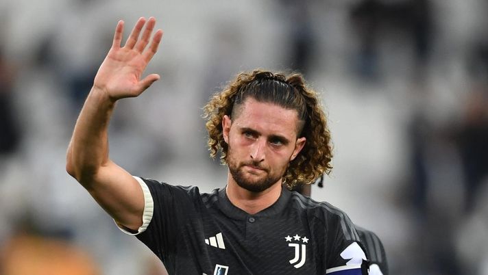 Adrien Rabiot è un nuovo giocatore del Milan di Massimiliano Allegri | Calciomercato AC Milan News (Getty Images) Milan, ecco Rabiot: gli anni con la Juventus di Allegri