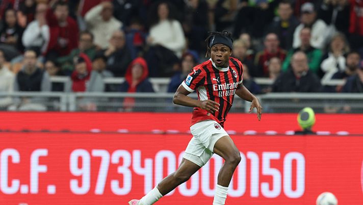 MILAN, ITALY - MAY 09:  Samuel Chukwueze of AC Milan in action during the Serie A match between AC Milan and Bologna at Stadio Giuseppe Meazza on May 09, 2025 in Milan, Italy. (Photo by Claudio Villa/AC Milan via Getty Images)  Casa Rossonera